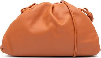 Bottega Veneta Borsa a tracolla The Mini Pouch in pelle di vitello 2012-2025 - Marrone