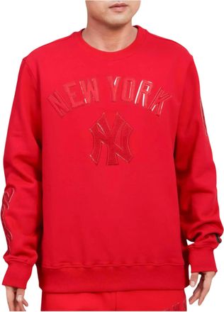 Pro Standard Pro Standard MLB New York Yankees Triple Red Crewneck Sweatshirt in Red Men