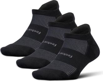 Feetures High Performance Max Cushion Ankle Sock Tab Socks with Heel Tab in Charcoal at Nordstrom, Size Small