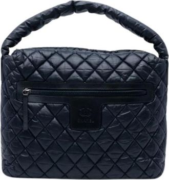Chanel Pre-owned Shoulder Bags, female, Blue, Size: ONE SIZE Pre-owned Quilted Nylon Shoulder Bag