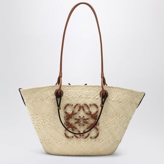 Loewe Medium Anagram Basket bag in Natural/Tan