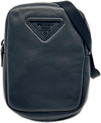 Prada Black Leather Shoulder Bag (Pre-Owned)