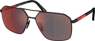 Prada Zonnebril Linea Rossa - Heren - Zonnebrillen - Zwart - 60 MM - Accessoires