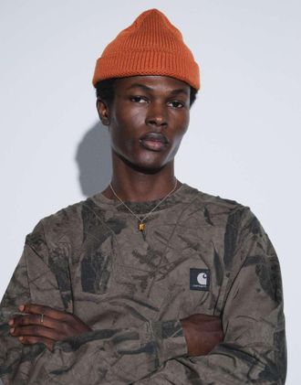 Carhartt Work in Progress T-shirt a maniche lunghe con logo e stampa mimetica khaki-Verde