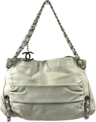 Chanel Pre-owned Shoulder Bags, female, White, Size: ONE SIZE Pre-owned Vintage Shoulder Bag