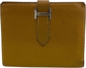 Herm&egrave;s Beige Leather Wallet (Bi-Fold) (Pre-Owned)