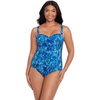 Trimshaper Averi Sweetheart Neckline One-Piece Control Swimsuit in Sidewinder at Nordstrom, Size 16