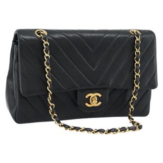 Chanel Timeless - Classic Double Flap Chevron Calfskin Black Calfskin Handbag (Pre-Owned)