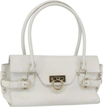 Ferragamo Pre-owned Handbags, female, White, Size: ONE SIZE Pre-owned Leather Shoulder Bag