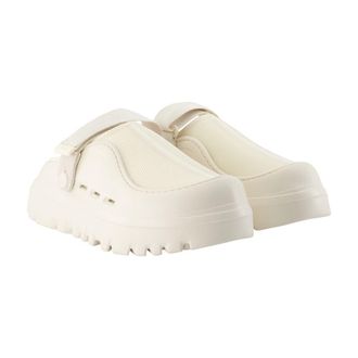 UGG Peakmod Mule - White