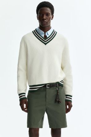 H&M Relaxed Fit Chino Shorts in Khaki Green at Nordstrom, Size 31