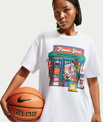 Nike Womens Oversized Graphic T-Shirt in White | IH7715-100