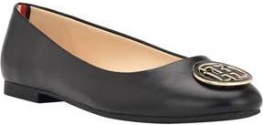 Tommy Hilfiger Ganimnay Flat in Black at Nordstrom Rack, Size 5.5