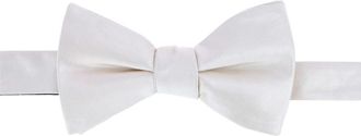Trafalgar Store Sutton Solid Silk Bow Tie in Cream at Nordstrom