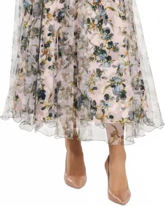 Cinq &agrave; Sept Trailing Iris Sofia Skirt In Rosy Cloud Multi