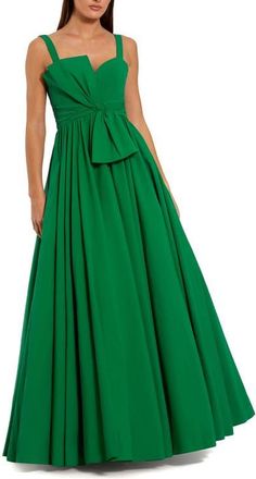 Mac Duggal Pleated A-Line Gown with Twist Bow Detail in Spring Green at Nordstrom, Size 16
