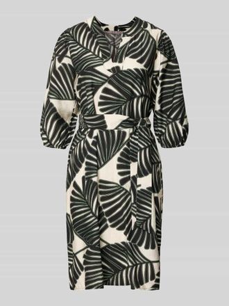 Christian Berg Knielanges Kleid aus Viskose-Mix mit Tunika-Ausschnitt in Sand, Gr&ouml;&szlig;e 34