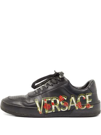 Versace logo-print sneakers - women - Leather/Leather/Rubber - 39 - Black