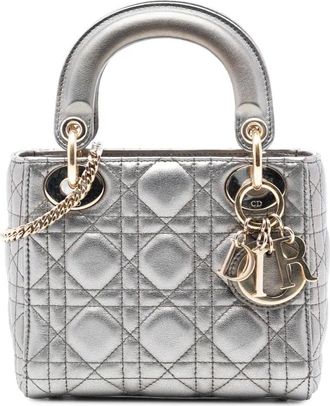 Dior Borsa a tracolla Lady Dior mini in pelle di agnello con finitura metallizzata e motivo Cannage 2018 - Argento