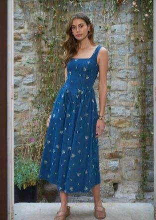 Moon River Corset Denim Midi Dress In Indigo