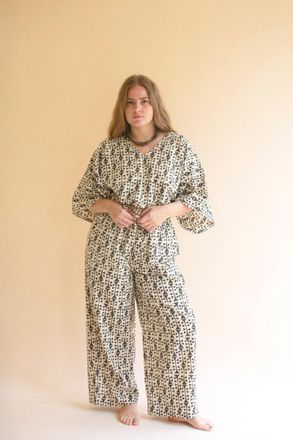 Kalalou Printed V-Neck Blouse And Drawstring Pant Set