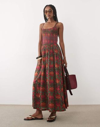 Abercrombie & Fitch Vestito lungo con scollo rotondo e vita scesa marrone con stampa appariscente a fiori