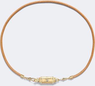 Marie Lichtenberg Collar medall&oacute;n de oro de 18 ct y piel con diamantes