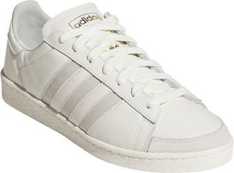 adidas Gender Inclusive Jabbar Low Sneaker in Off White/alumina/gold Met at Nordstrom, Size 10.5