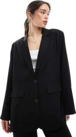 Pieces boxy blazer in black