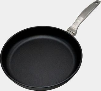 Swiss Diamond CHD Nonstick Fry Pan, 10.25-Inch in Black at Nordstrom