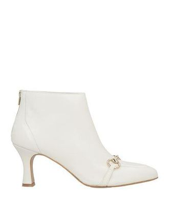 Noa. A Ankle boots