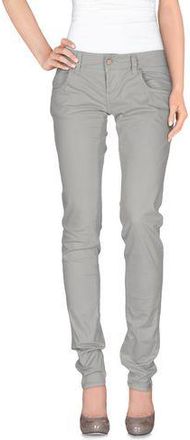 2W2M PARTES DE ABAJO - Pantalones en YOOX.COM