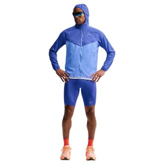 Nike Lichtgewicht herenjack met capuchon van Stride (Lapis Blauw)