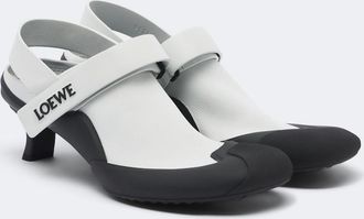 Loewe Dive Slingback leather pumps