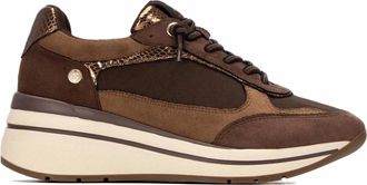 Xti Womens Casual Suede Wedge Sneakers In Brown