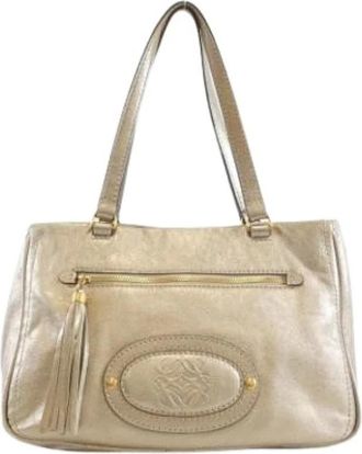 Loewe Pre-owned Shoulder Bags, female, Beige, Size: ONE SIZE Pre-owned Silver Shoulder Bag