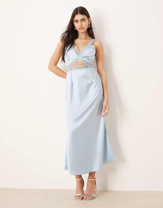 Never Fully Dressed Mimi - Vestito sottoveste con gonna al polpaccio azzurro con cut-out in pizzo-Blu