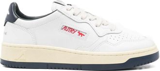 Autry Medalist Low Woman Maison Kitsune