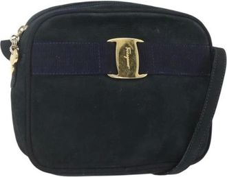 Ferragamo Pre-owned Cross Body Bags, female, Blue, Size: ONE SIZE Pre-owned Suede Shoulder Bag