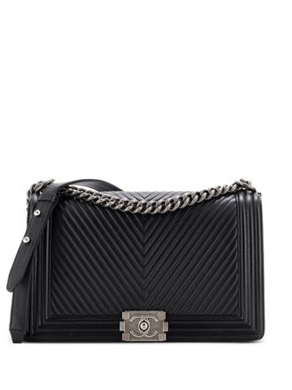 Chanel Boy Flap Bag Chevron Lambskin New Medium shoulder bag - Zwart