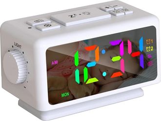 OEM Reloj Despertador Digital Rgb Con Radio Fm, 2 Puertos Usb, Temporizador Y Funci&oacute;n De Repetici&oacute;n De Alarma (blanco)