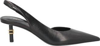 Chlo&eacute; Pumps