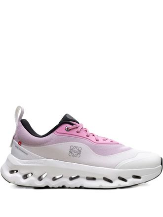 On x Loewe Cloudtilt 2 Pink/White sneakers - Wit