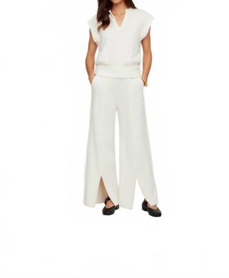 Fifteen Twenty Morgan V Neck Top In Cream