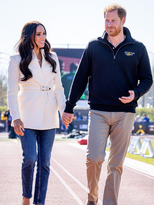meghan markle white blazer, prince harry