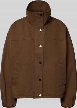 Neo Noir Neo Noir Bomberjacke mit Stehkragen Modell Selio in Mittelbraun, Gr&ouml;&szlig;e 34