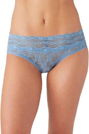 Wacoal Womens Lace Kiss Hipster Panty In Allure
