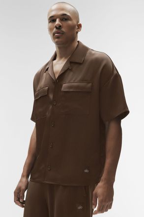 Alo | Satin Horizon Short Sleeve Button Up Top in Espresso, Size: Medium