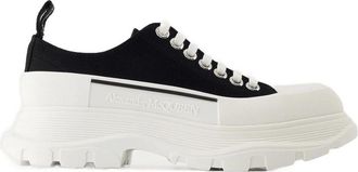 Alexander McQueen Alexander McQueen, Sneakers, female, Black, Size: 11 US Tread Slick Lace Up