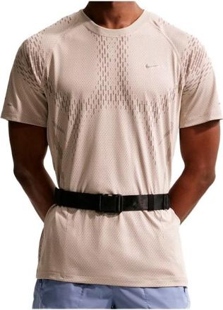 Nike Stride Dri-FIT ADV Short-Sleeve Running Top Laufshirt f&uuml;r Herren | braun